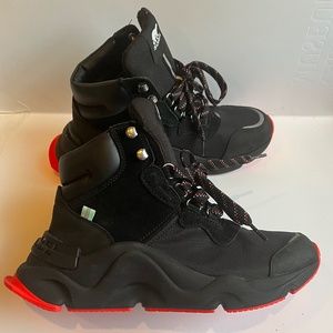 SOREL WOMEN'S‎ KINETIC™ RNEGD CARIBOU WATERPROOF BLACK HOT PINK BOOT SNEAKERS